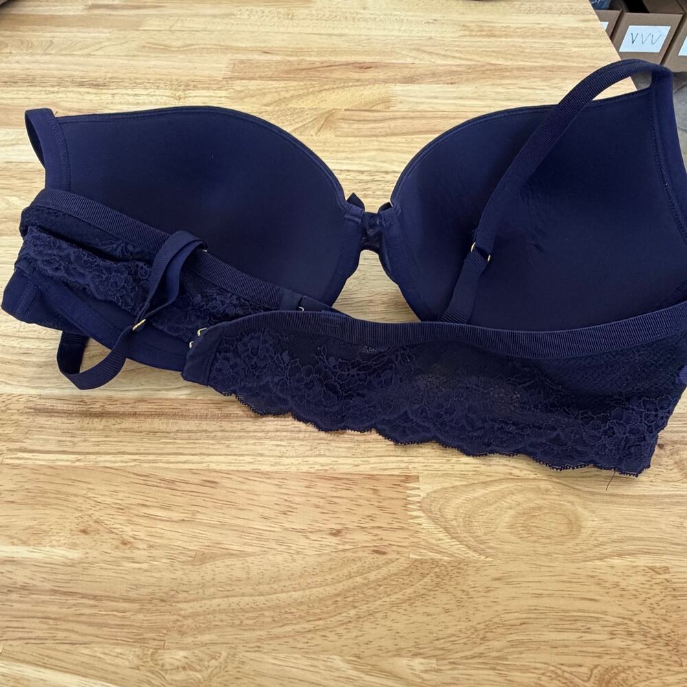 Torrid Navy Lace Bra Size 46B Back Closure Push Up Smooth Adjustable - Picture 4 of 4